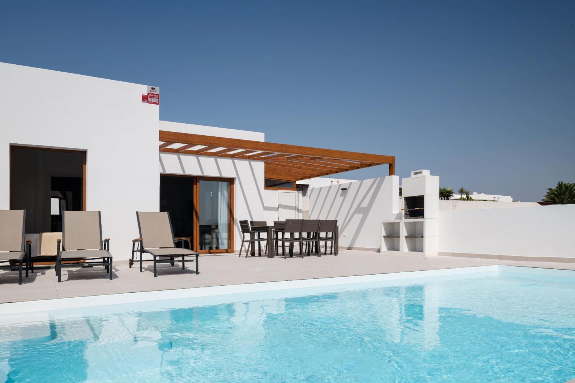 Lena - Vipvipvillas Playa Blanca (Lanzarote)