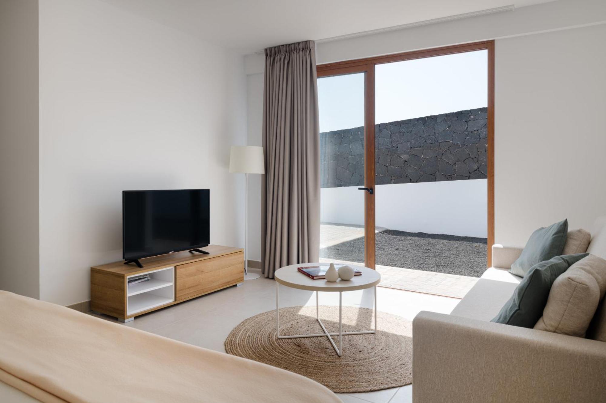 Lena - Vipvipvillas *