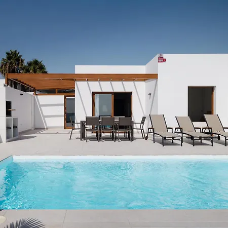 Villa Lena - Vipvipvillas Playa Blanca  Exterior photo